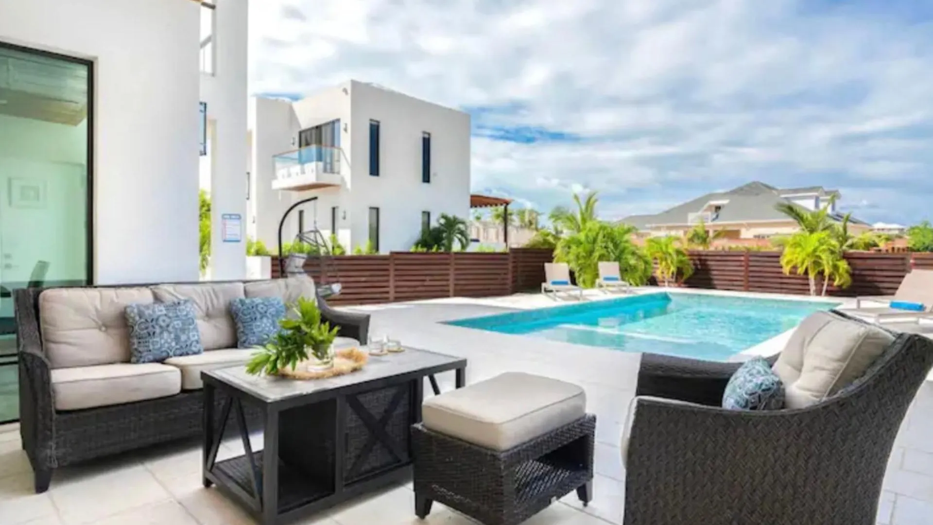 Villas Private Pool Long Bay Hills, Turks And Caicos Islands Turks And Caicos Islands